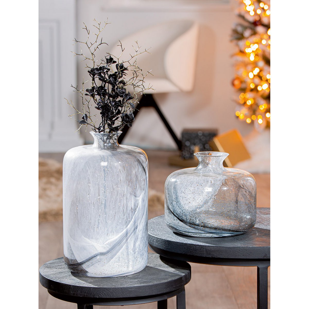 Kragenvase Fumo, schwarz; weiß H.32 cm