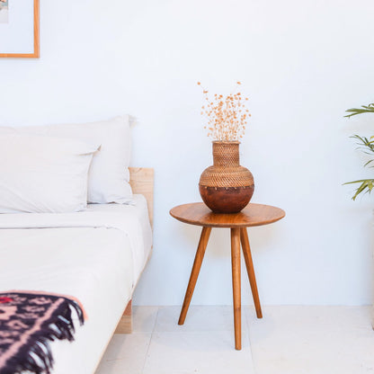 Rattanvase – Holzvase – Vase für Trockenblumen – Kleine Rattanvase – Boho-Dekorvase aus geflochtenem Rattan und Holz (Ø 22 cm) KAMARI braun