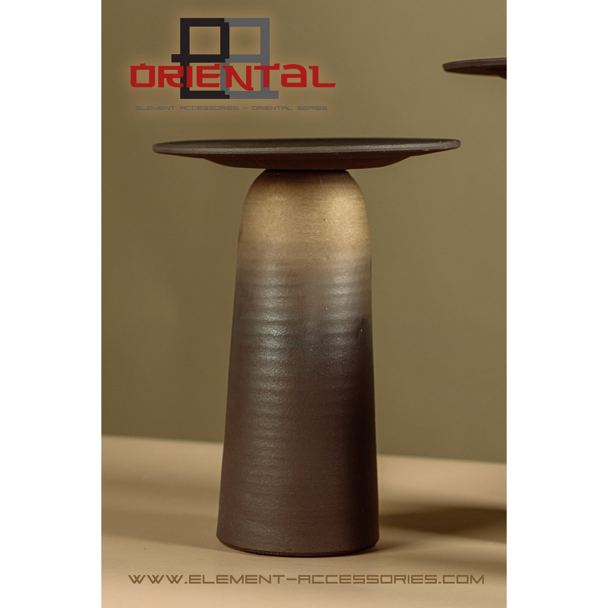 Innovative Keramikvase im High-End-Design, East+West, ULF28BB
