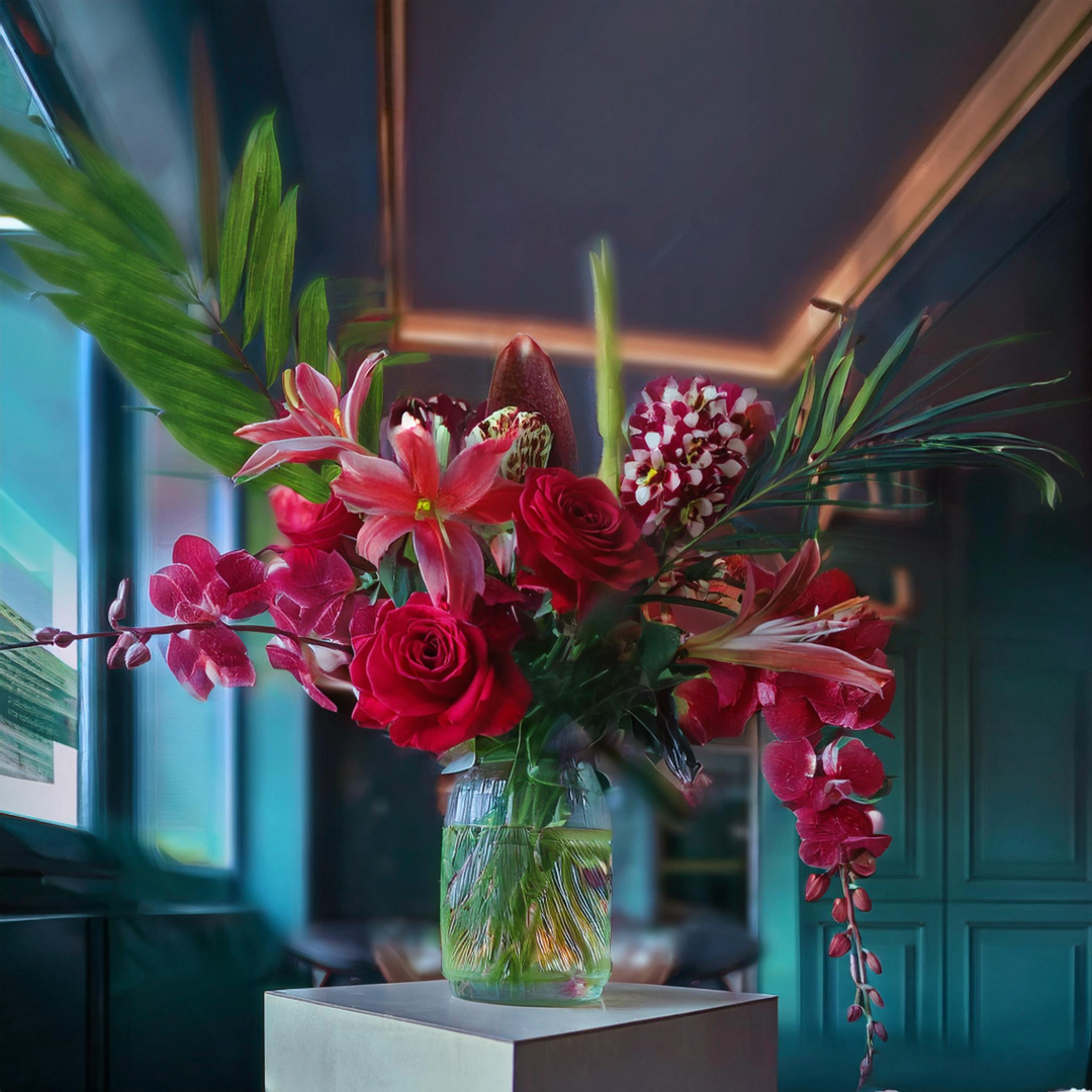 Geheimes Treffen der Blüten - Classic Floral